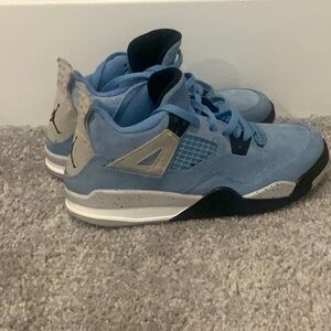 Jordan 4 “UNC”